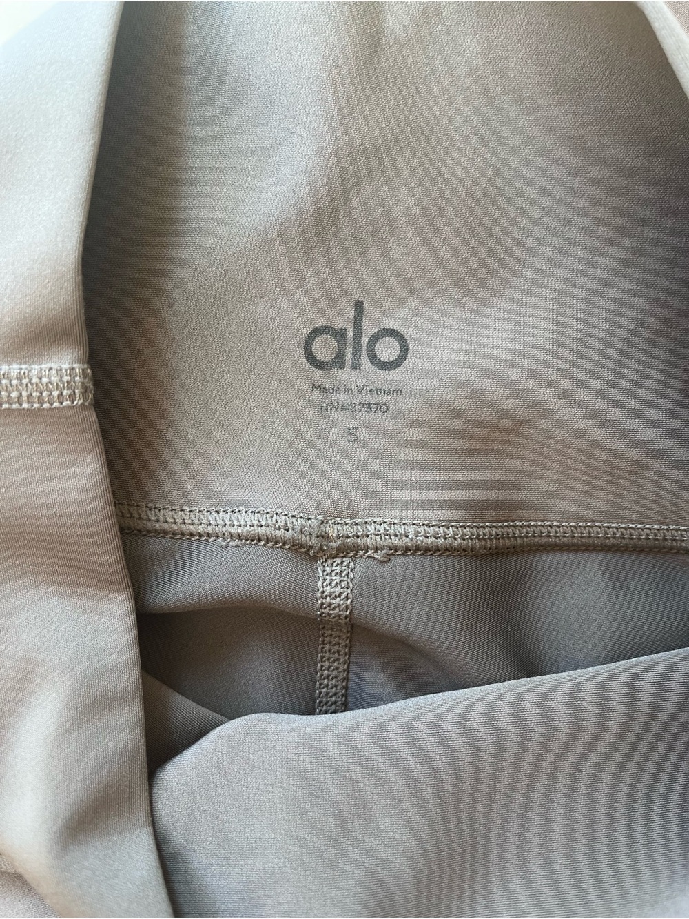 Alo Yoga Olive-Grey Leggings - Picture 2 of 4